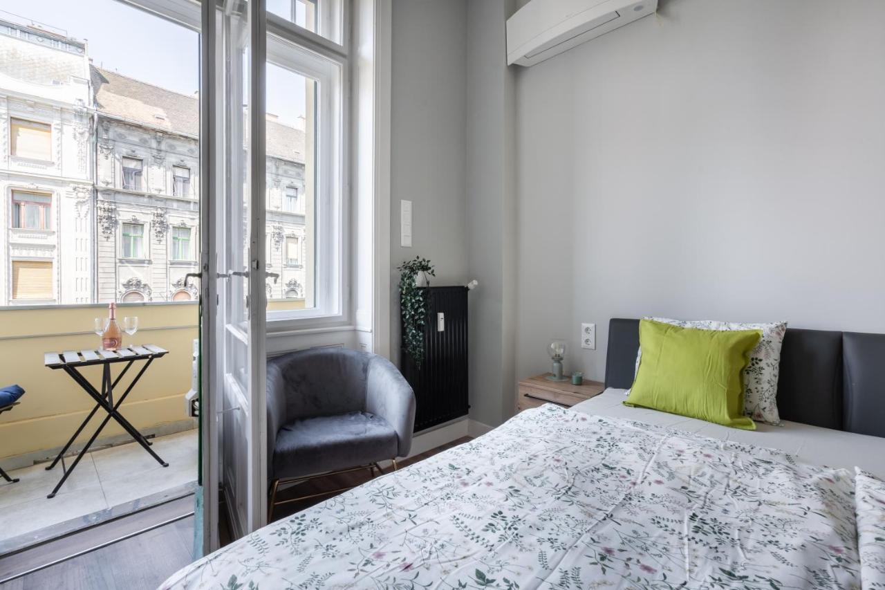 부다페스트 Buenos Boutique - A/C, 2 Bathrms, Amazing View 아파트 외부 사진